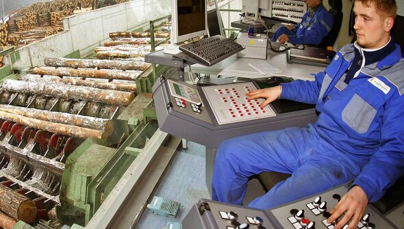 Reconstruction of the logyard at Klenk Holz AG